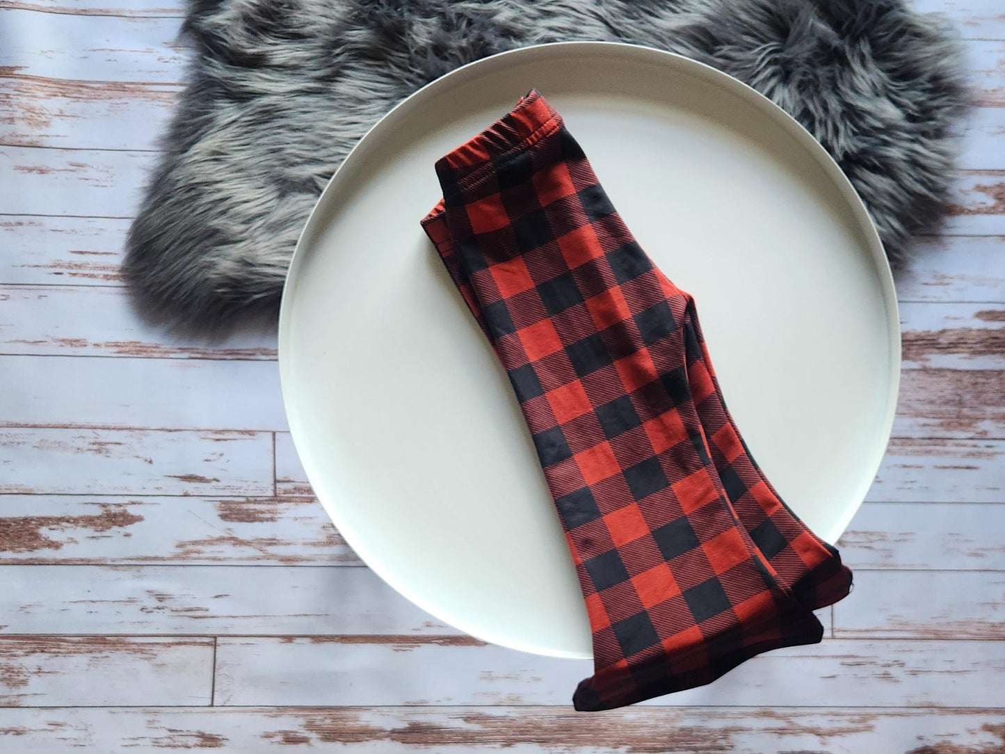 Buffalo plaid leggings, flare pants girls, girls winter outfit, girls winter pants, girl plaid pants, holiday leggings girl, red pants