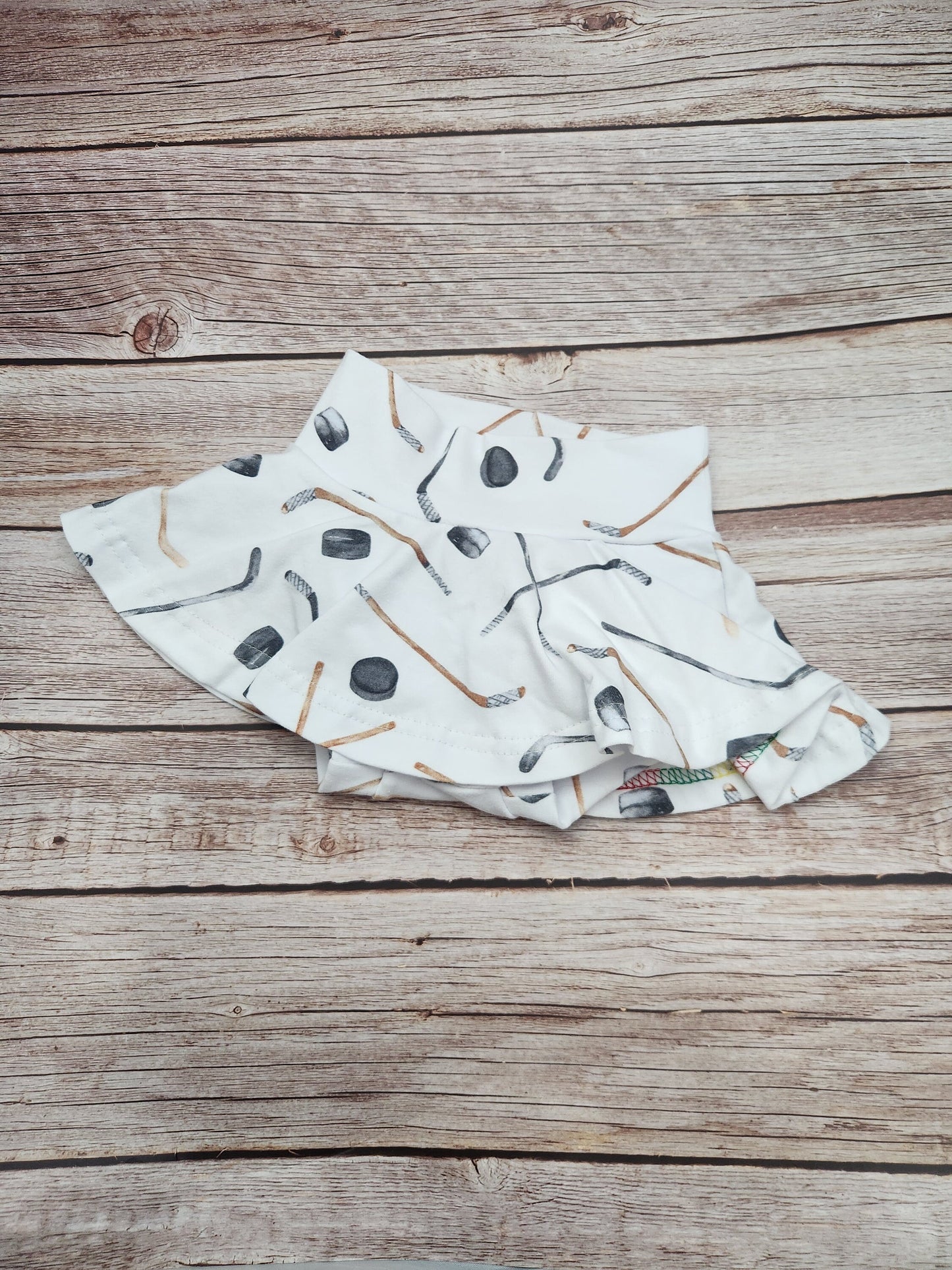 Hockey Print Skirted Bummies: Baby Outfit