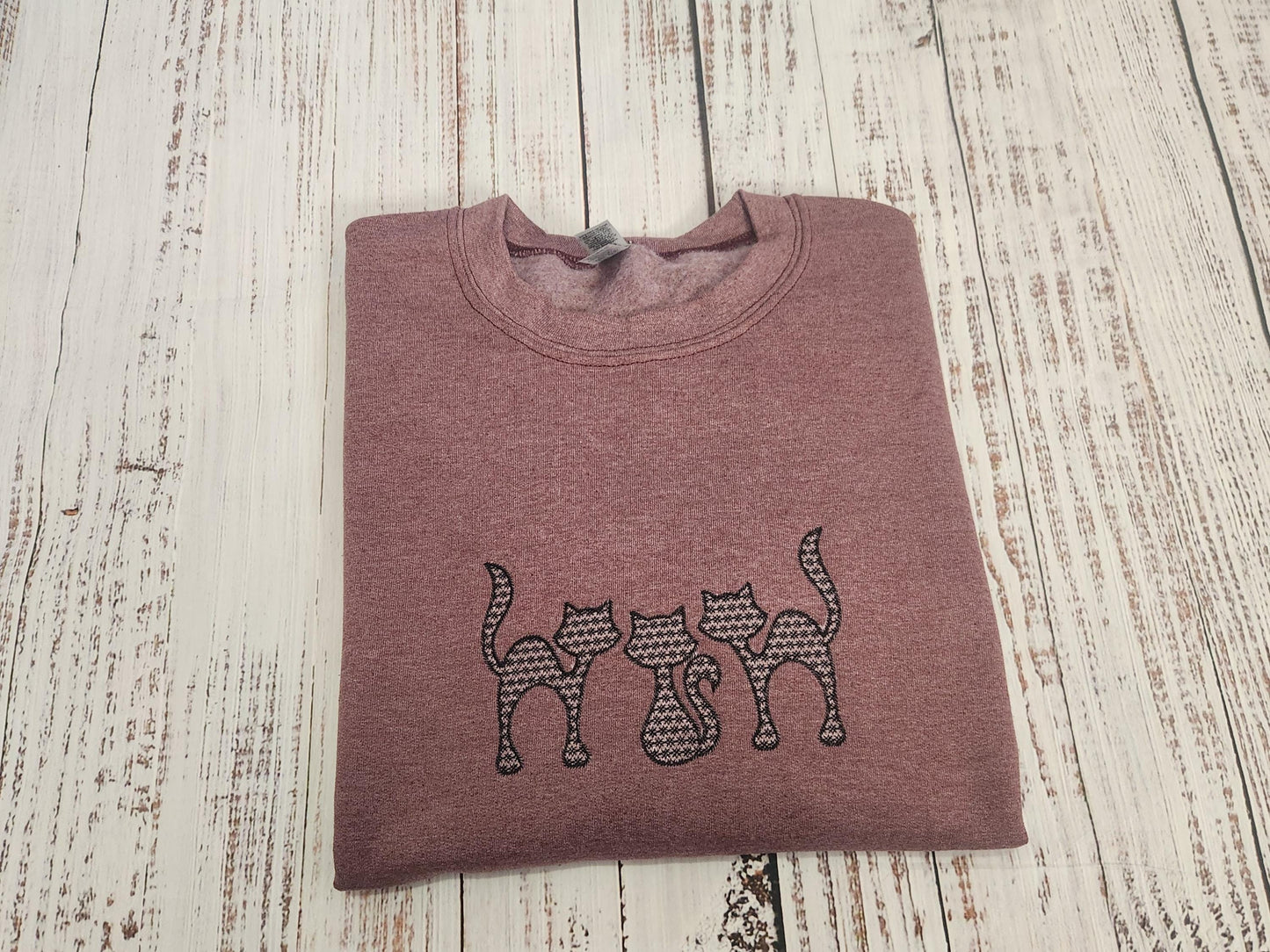 Embroidered Black Cat Sweatshirt: Spooky Halloween Shirt